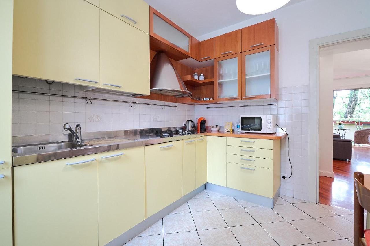 Mico Garden View Citylife Executive Apartment Milan Bagian luar foto